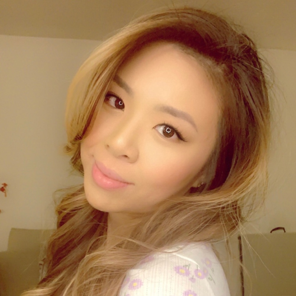 Meet your Posher, Rena